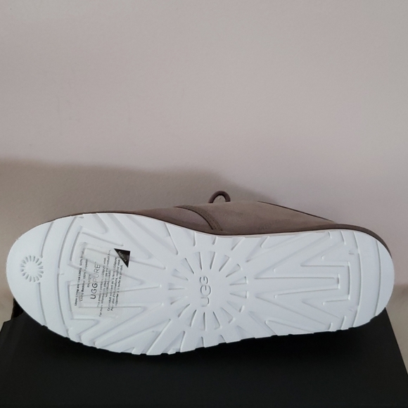 UGG Maskim UGGpure Lined Chukka Boot - Picture 6 of 7